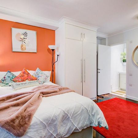 3-Bedroom, 3-Baths Apartment In Super Posh Marylebone, Central London, W1 Dış mekan fotoğraf