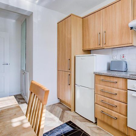3-Bedroom, 3-Baths Apartment In Super Posh Marylebone, Central London, W1 Dış mekan fotoğraf