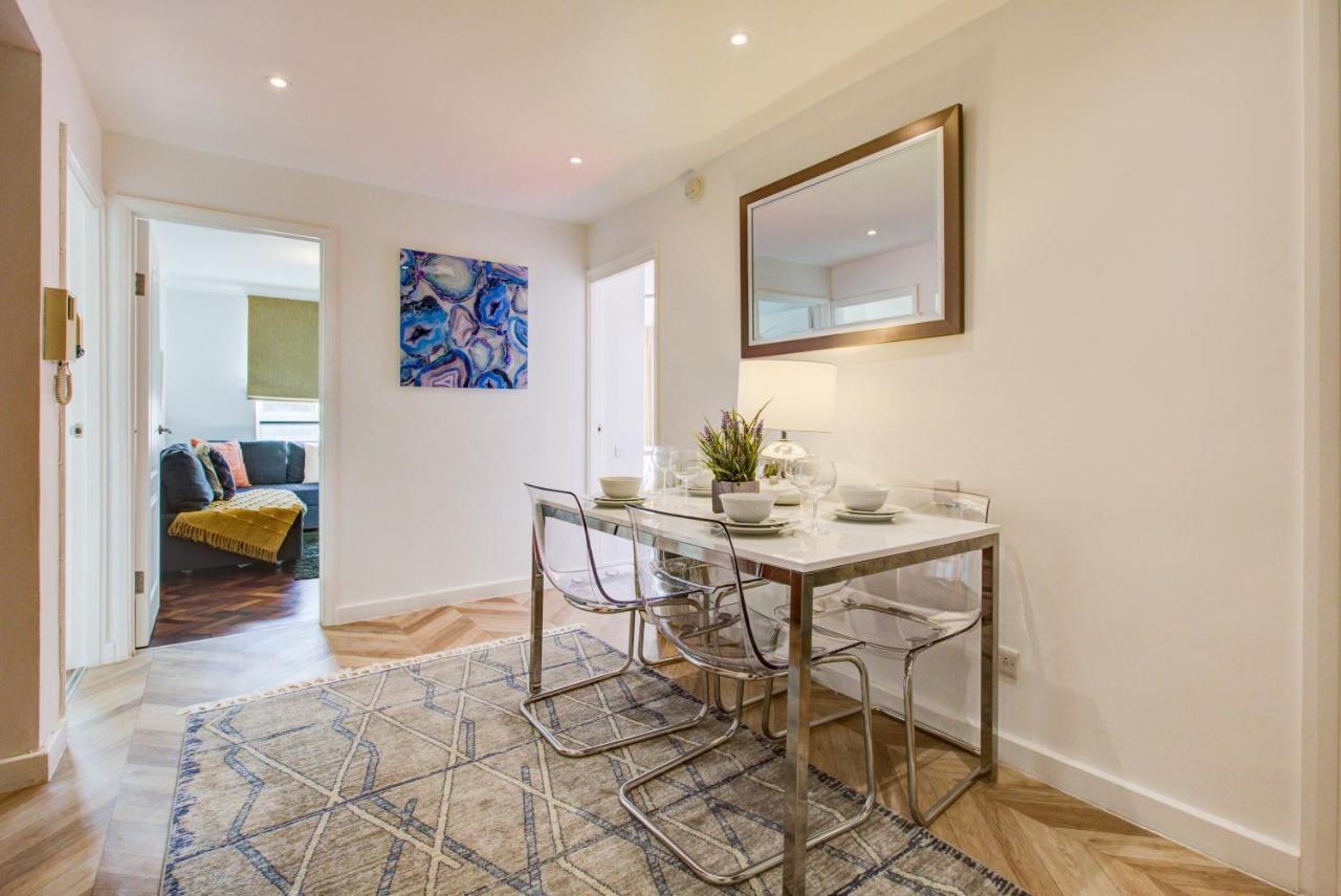 3-Bedroom, 3-Baths Apartment In Super Posh Marylebone, Central London, W1 Dış mekan fotoğraf