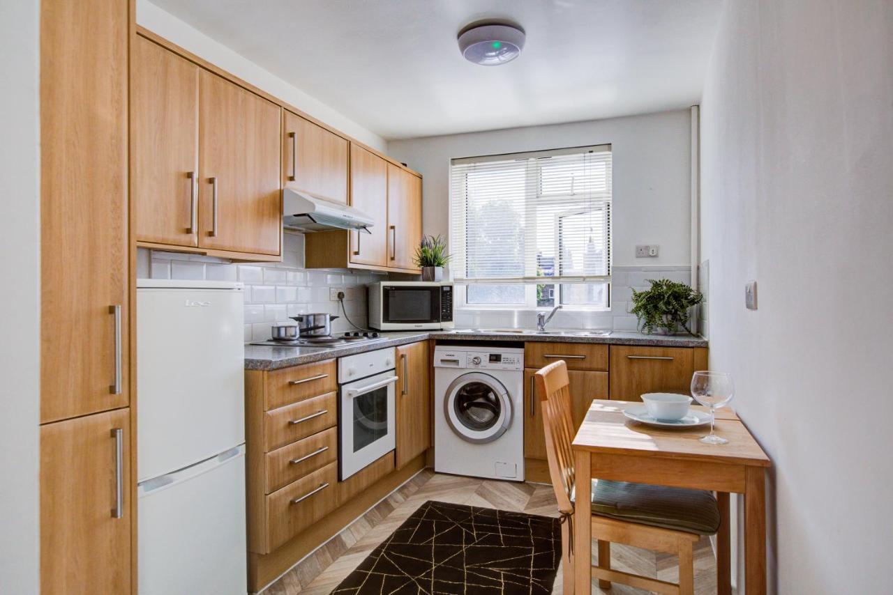 3-Bedroom, 3-Baths Apartment In Super Posh Marylebone, Central London, W1 Dış mekan fotoğraf