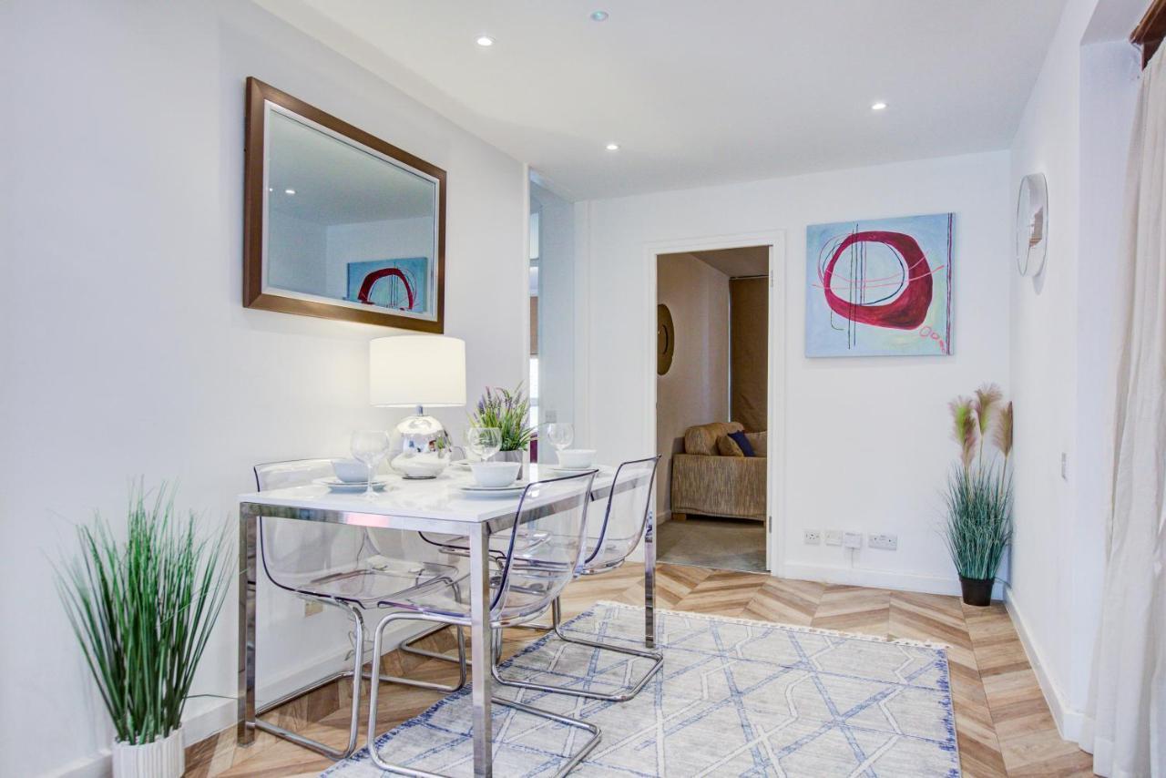 3-Bedroom, 3-Baths Apartment In Super Posh Marylebone, Central London, W1 Dış mekan fotoğraf